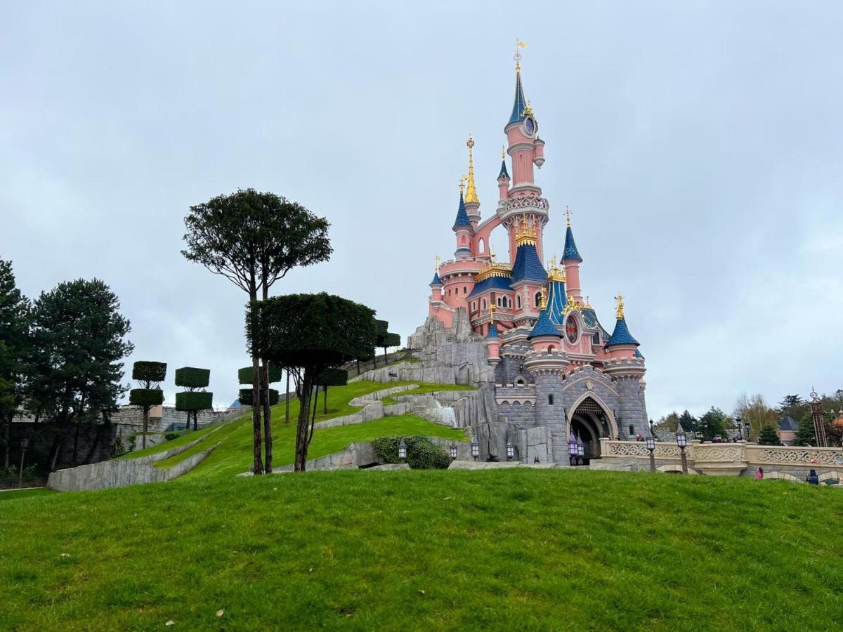 Appt 4P, Parking, Disney Direct, Vallee Village Serris Extérieur photo